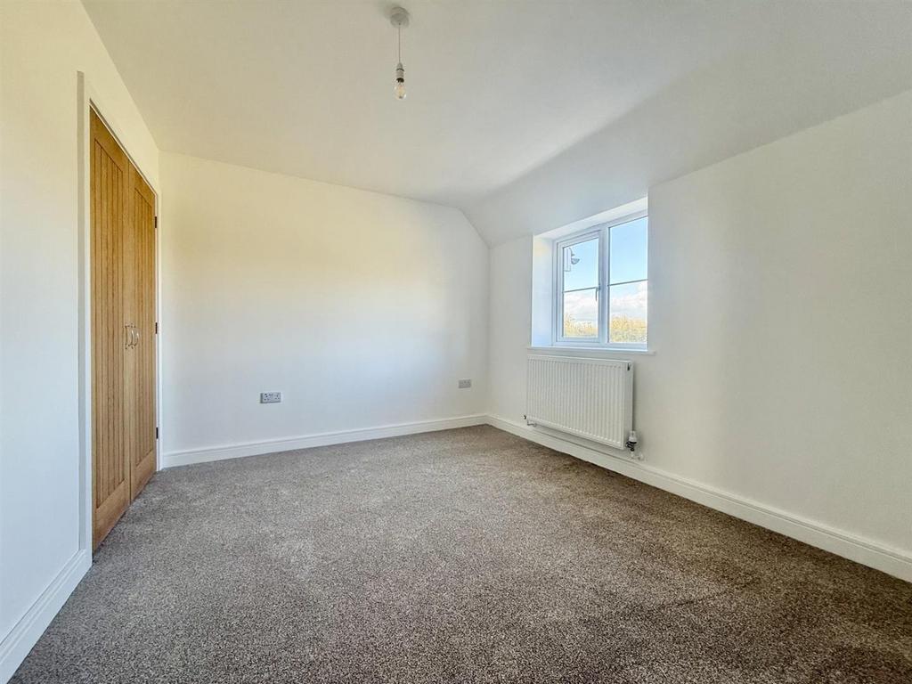 Bedroom3.jpg