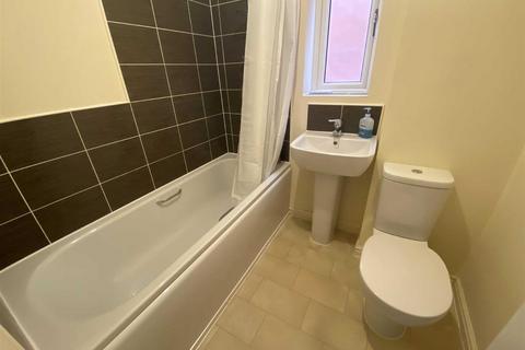2 bedroom semi-detached house to rent, 95 Columbia Crescent, Wolverhampton