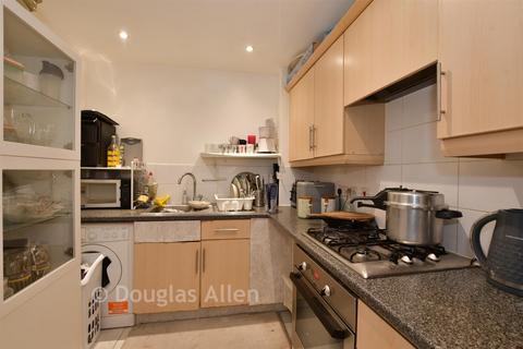 undefined, Norfolk Court, Chadwell Heath RM6