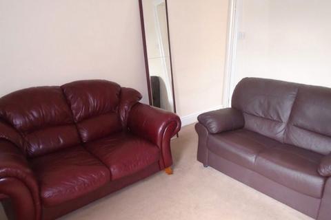 2 bedroom house to rent, 49 Winnie Road, B29 6JU