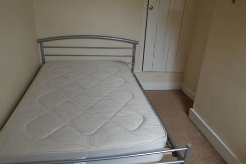 2 bedroom house to rent, 49 Winnie Road, B29 6JU