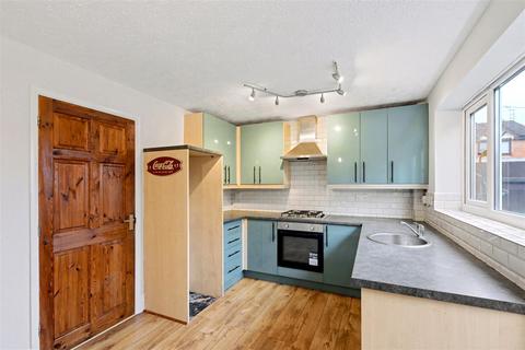3 bedroom end of terrace house for sale, Gothic Close, Nottingham