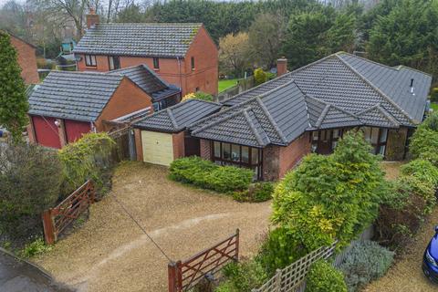 4 bedroom detached bungalow for sale, Castle Street, Steventon, OX13