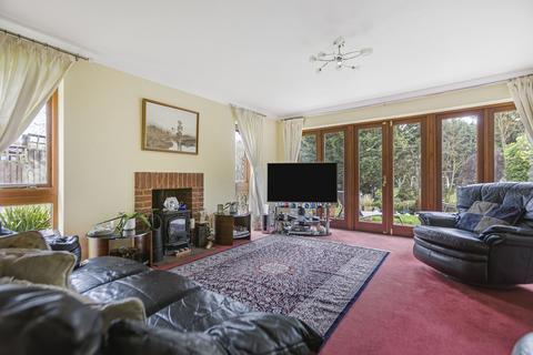 4 bedroom detached bungalow for sale, Castle Street, Steventon, OX13