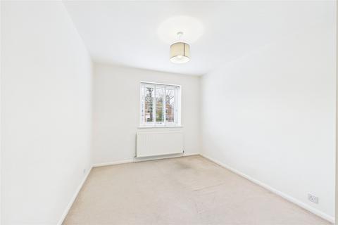 2 bedroom apartment to rent, In the Ray, Maidenhead, Berkshire, SL6