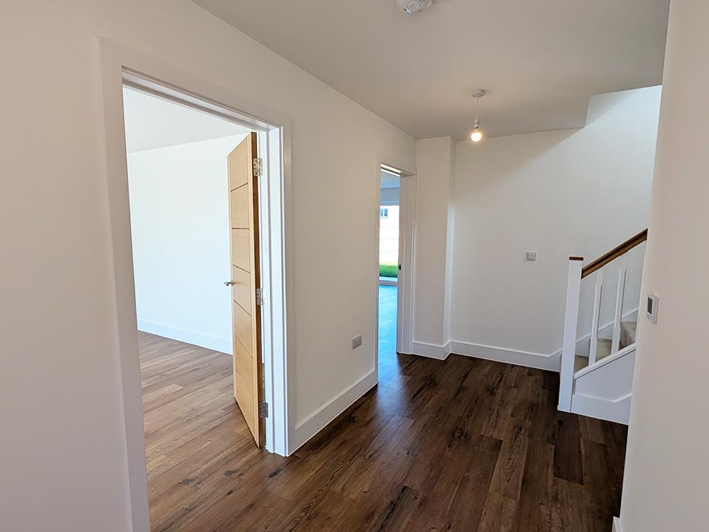 Spacious entrance hall