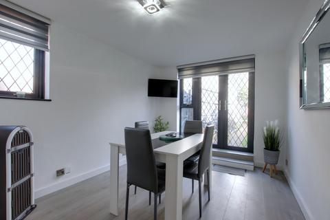 3 bedroom semi-detached bungalow for sale, FAREHAM PARK ROAD, FAREHAM