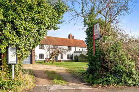 undefined, Main Road, Princes Risborough HP27