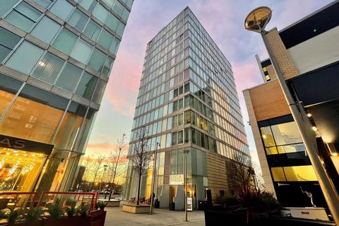 undefined, Manhattan House, The Hub