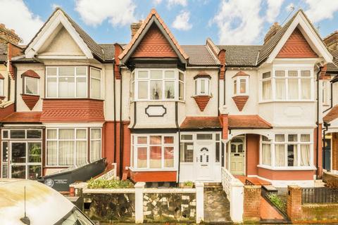 4 bedroom house for sale, Mantilla Road, London SW17