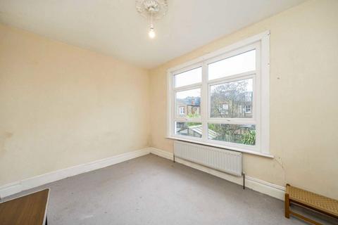 4 bedroom house for sale, Mantilla Road, London SW17