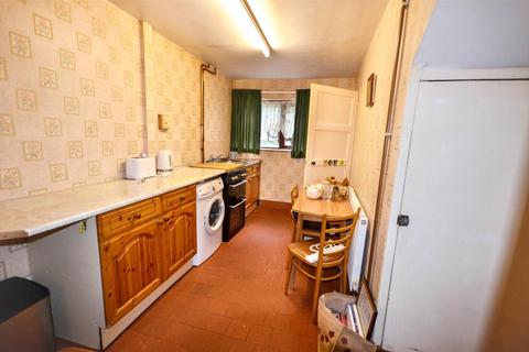 3 bedroom terraced house for sale, Ash Road, Stone