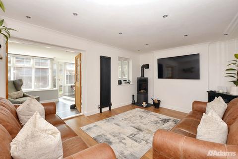 5 bedroom detached house for sale, Lady Richeld Close, Sandymoor