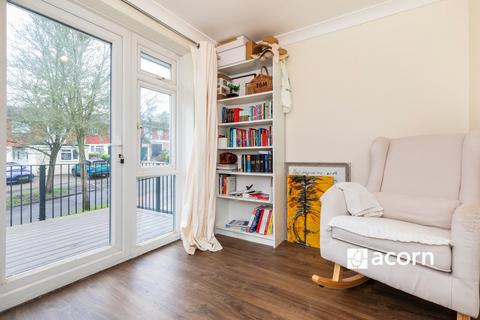 3 bedroom terraced house to rent, The Glade Walderslade ME5
