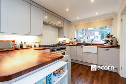 3 bedroom terraced house to rent, The Glade Walderslade ME5