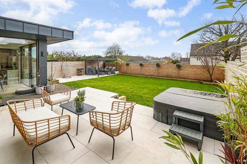 5 bedroom detached house for sale, Ollney Road, Minchinhampton, Stroud