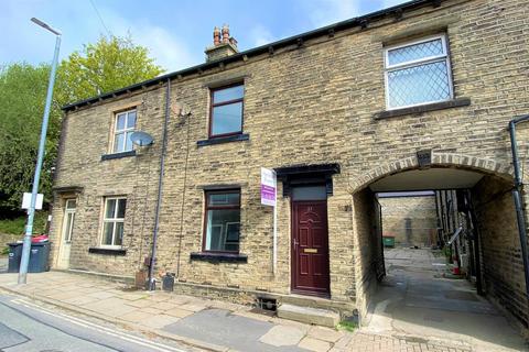 2 bedroom end of terrace house to rent, Lydgate, Northowram, Halifax