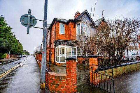 undefined, Queens Parade, Cleethorpes, Lincolnshire, DN35
