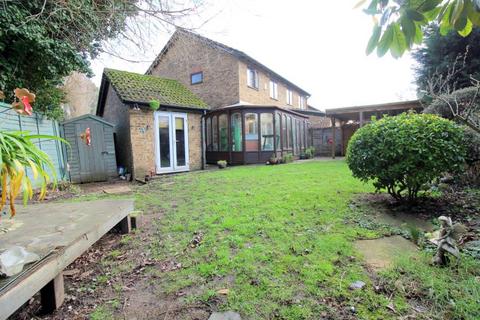 3 bedroom semi-detached house for sale, Haig Drive, Cippenham