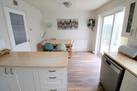 3 bedroom semi-detached house for sale, Haig Drive, Cippenham