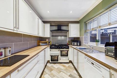 undefined, Brooklands Close, Leeds