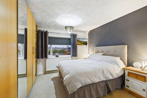 undefined, Brooklands Close, Leeds
