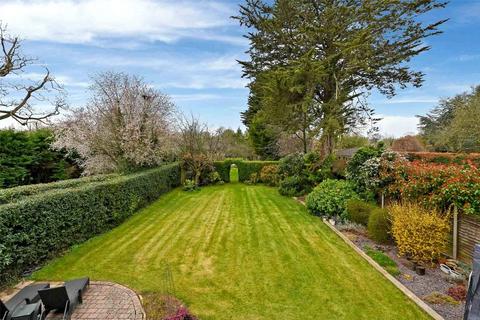 5 bedroom detached house for sale, Slough Road, Datchet, SL3