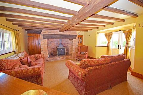 4 bedroom detached house for sale, Bournheath Road, Fairfield, Bromsgrove, B61 9LB