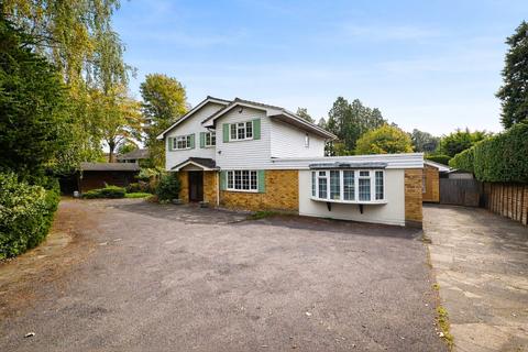 5 bedroom detached house for sale, Upper Chobham Road, CAMBERLEY GU15