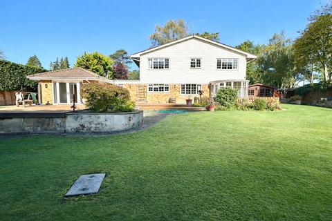 5 bedroom detached house for sale, Upper Chobham Road, CAMBERLEY GU15