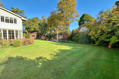 5 bedroom detached house for sale, Upper Chobham Road, CAMBERLEY GU15