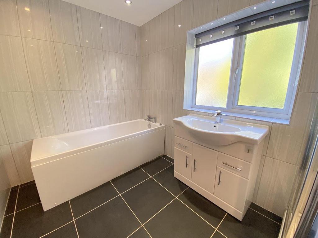 Family bathroom