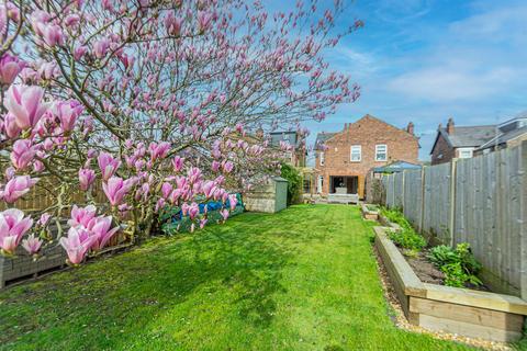 4 bedroom semi-detached house for sale, Fairfield Road, Warrington WA4