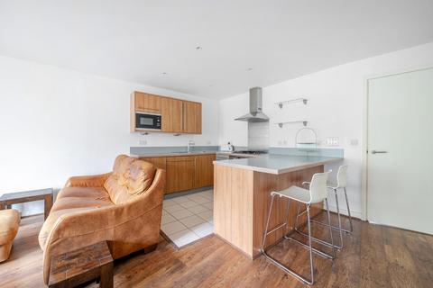 2 bedroom flat for sale, Eden Grove, Islington, London, N7