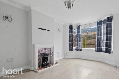 3 bedroom semi-detached house for sale, Leverington Road, Wisbech