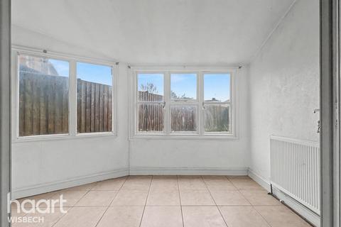 3 bedroom semi-detached house for sale, Leverington Road, Wisbech