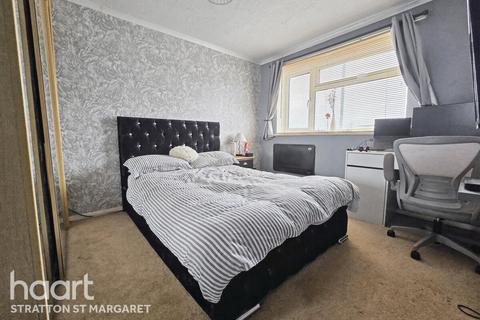undefined, Colingsmead, Swindon