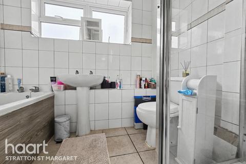 undefined, Colingsmead, Swindon