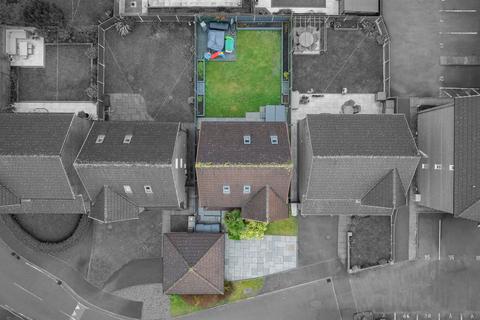 undefined, Larne Court, Widnes