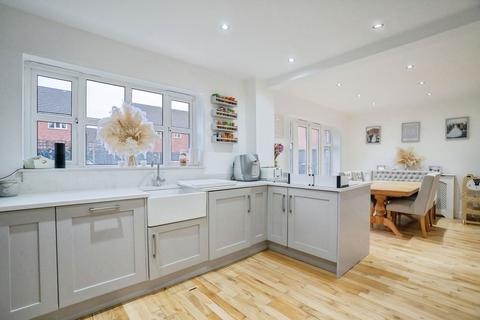 undefined, Larne Court, Widnes