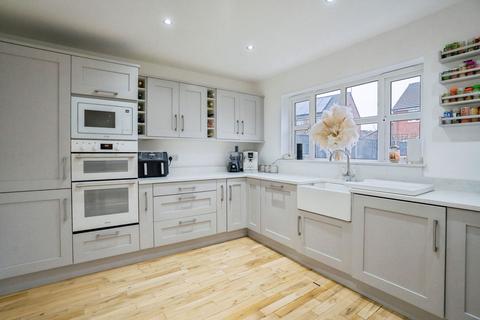 undefined, Larne Court, Widnes