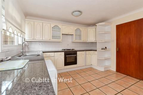 undefined, Tunnmeade, Ifield, Crawley, West Sussex