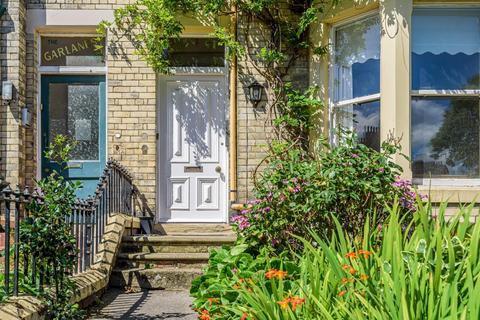 undefined, Trinity Road, Scarborough