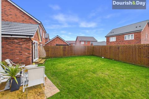 4 bedroom detached house for sale, Marigold Place, Stafford ST16