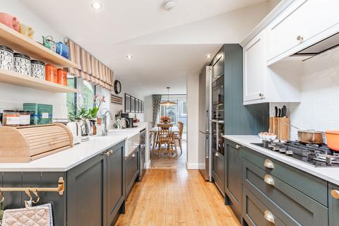 3 bedroom detached house for sale, Inviting Detached Cottage in Great Plumstead