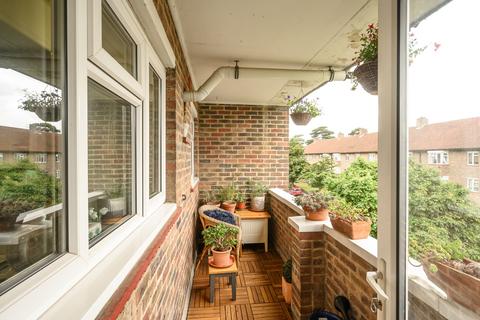undefined, Sycamore Road, London SW19