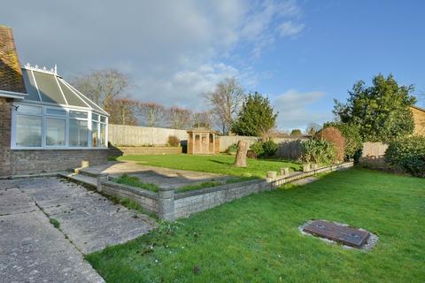3 bedroom detached bungalow for sale, Ellerslie Lane, Bexhill-on-Sea, TN39