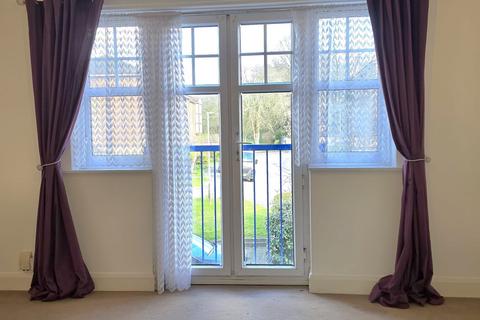 1 bedroom flat for sale, Ermine Place, Earls Meade, Luton, Bedfordshire, LU2