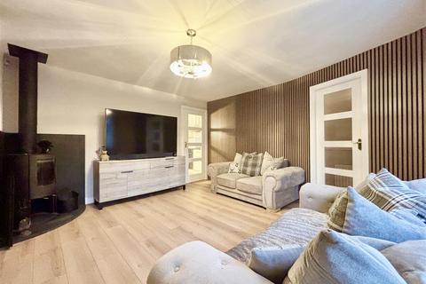 undefined, Sandmoor Close, Bradford BD13