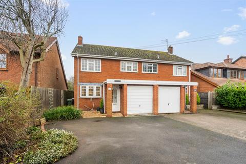 undefined, Warwick Road, Chadwick End, Solihull